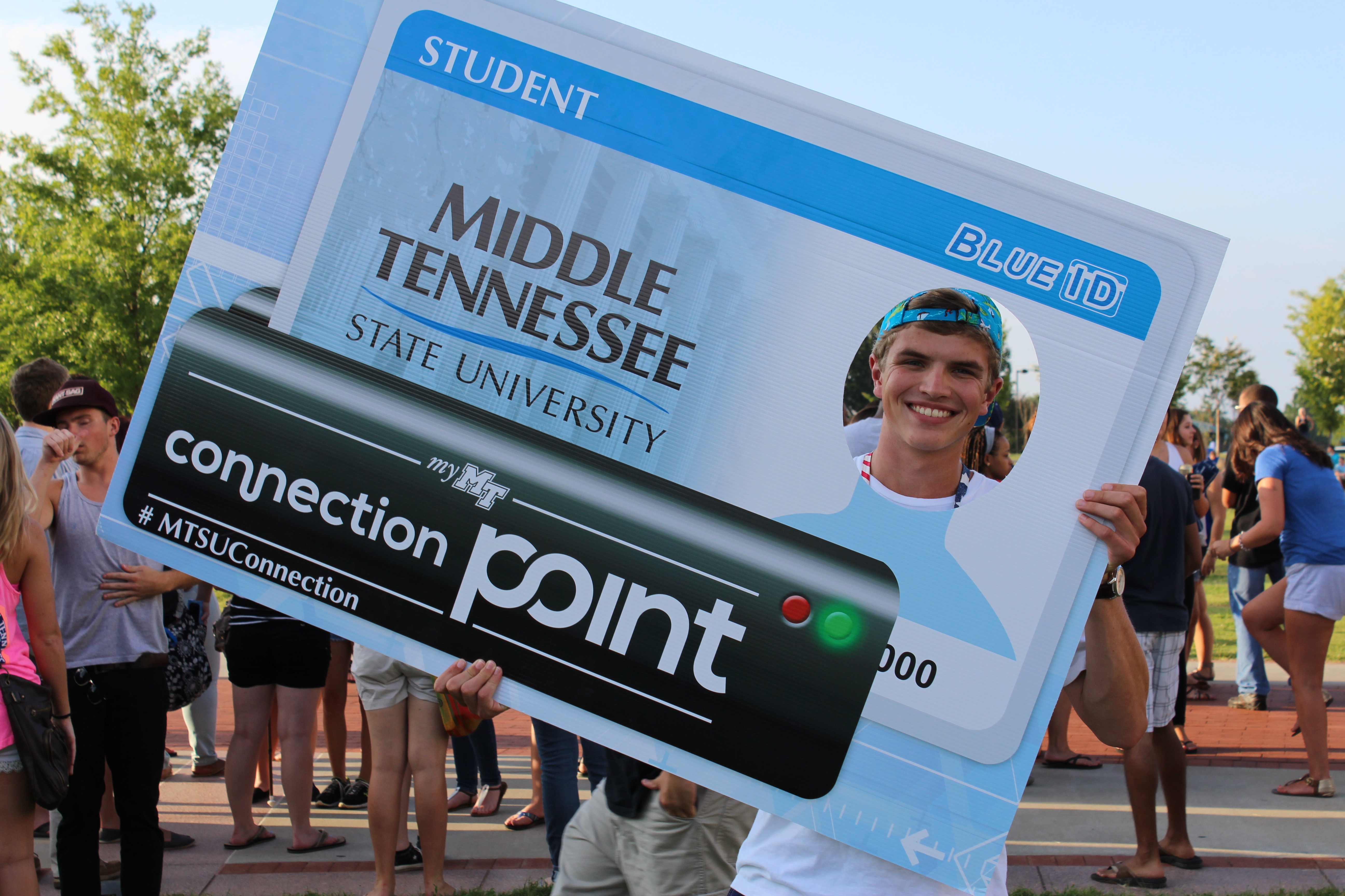 MTSU Connection Point student