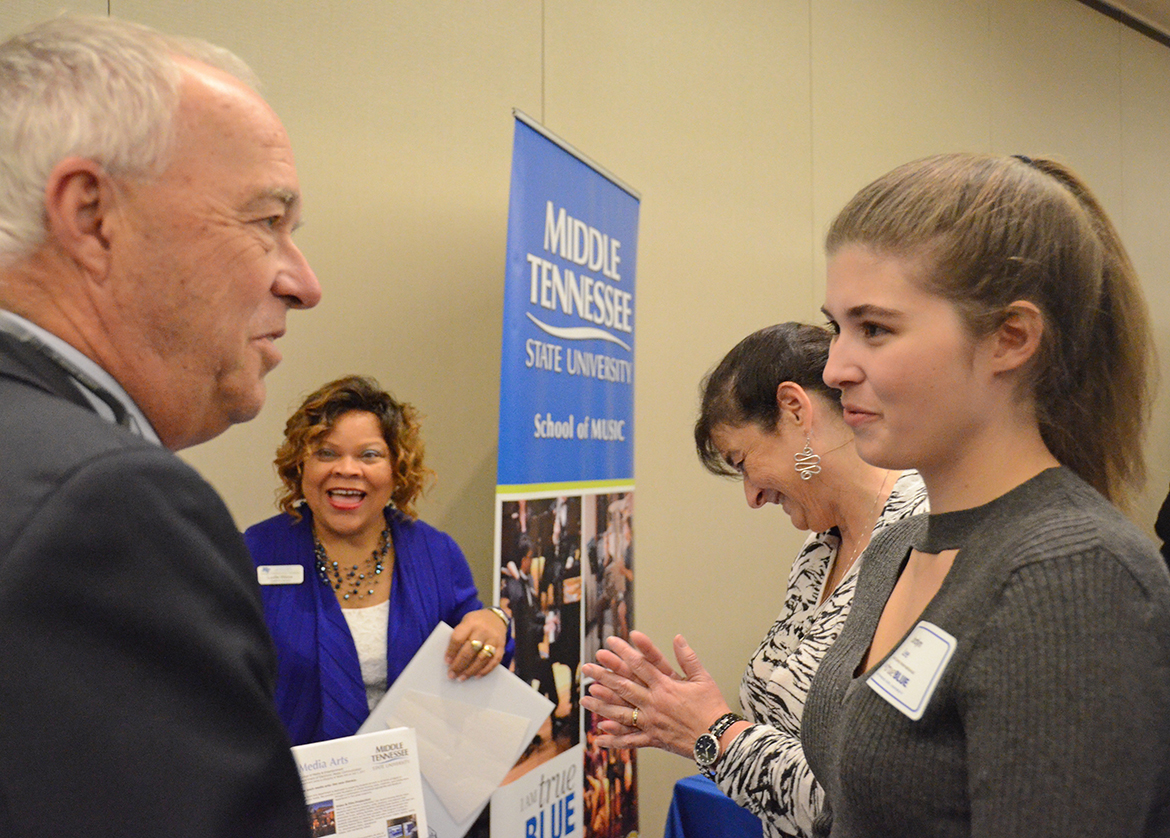 College of Media and Entertainment Dean Ken Paulson and prospective student Jordyn Lee discuss video and film production.