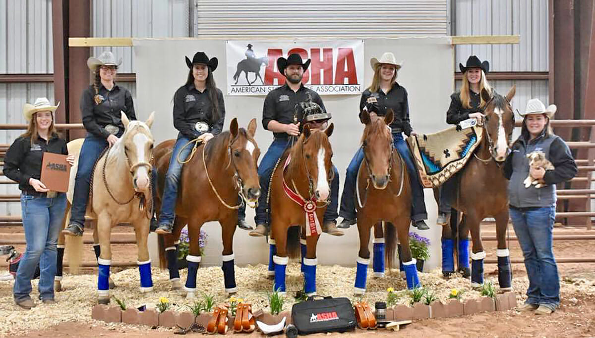 MTSU stock horse award winners