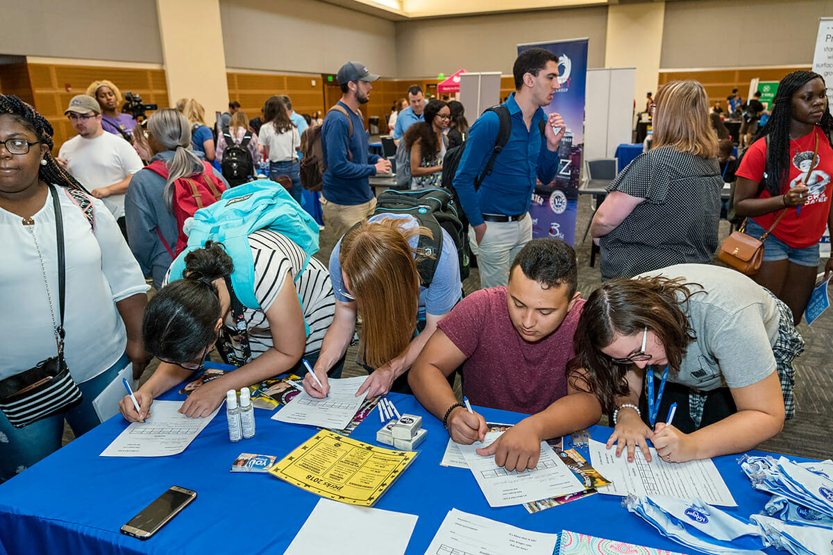MTSU students attend Student Employment Fair