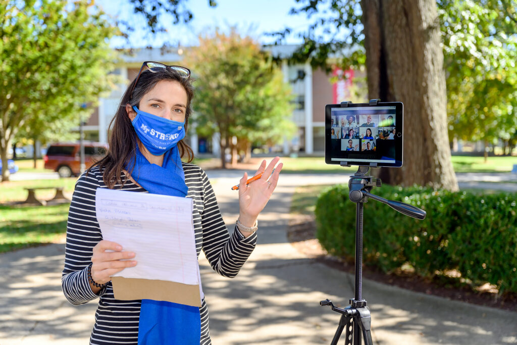 Molly Taylor-Poleskey teaches her class outside in front of the James Union Building. (Photo: J. Intintoli)