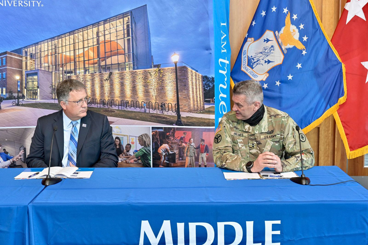U.S. Army Maj. Gen. Jeff Holmes, right, discusses a computer science and unmanned aircraft systems operations research collaboration with MTSU Provost Mark Byrnes in early November in the President’s Conference in the Student Union Building. Holmes, a former MTSU student, will be recognized as the 2021 Hero in March by the American Red Cross Heart of Tennessee Chapter. (MTSU file photo by Andy Heidt)