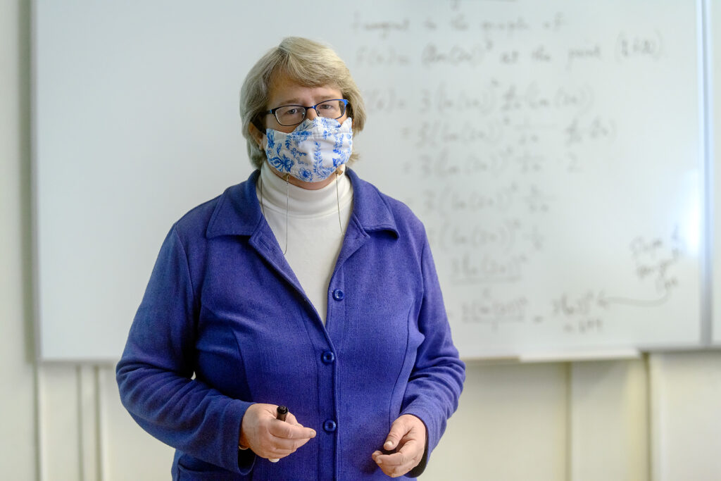 Dovie Kimmins, Mathematical Sciences faculty profile at KOM. (Photo: J. Intintoli)