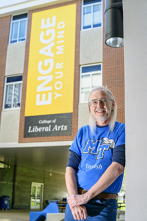 Alvin Knox teaches Expository Writing and Introduction to Literature, two MT Engage courses, at Peck Hall. (MTSU Photo by J. Intintoli)