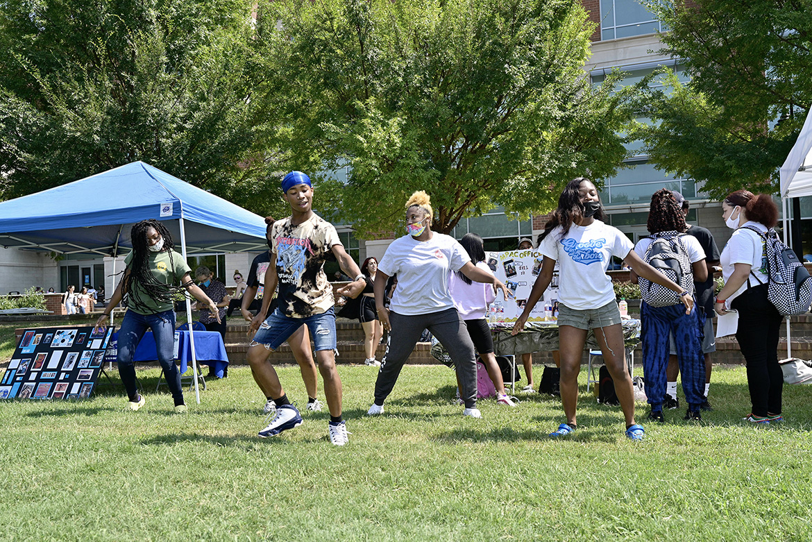 A host of student groups participated in the Sept. 8, 2021, Student Organization Fair held on the Student Union Commons. (MTSU photo by Andy Heidt)