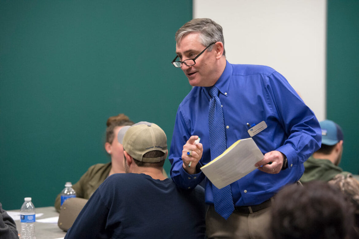 Management & Marketing faculty, Dr. Ralph Williams, teaching in BAS Classroom for the College of Business Winter Appeal Letter. Photo by Andy Heidt.