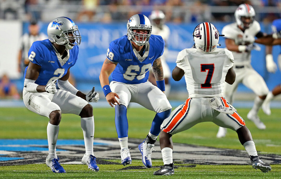 Danny Sargent going for the tackle.