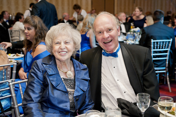 One of MTSU’s most loyal alumni, Dr. Liz Rhea proudly displays hwe “I AM true BLUE” sign during a university Capital Campaign luncheon. The Murfreesboro resident and Eagleville, Tenn., native died Thursday, May 30. (MTSU file photo by Andy Heidt)