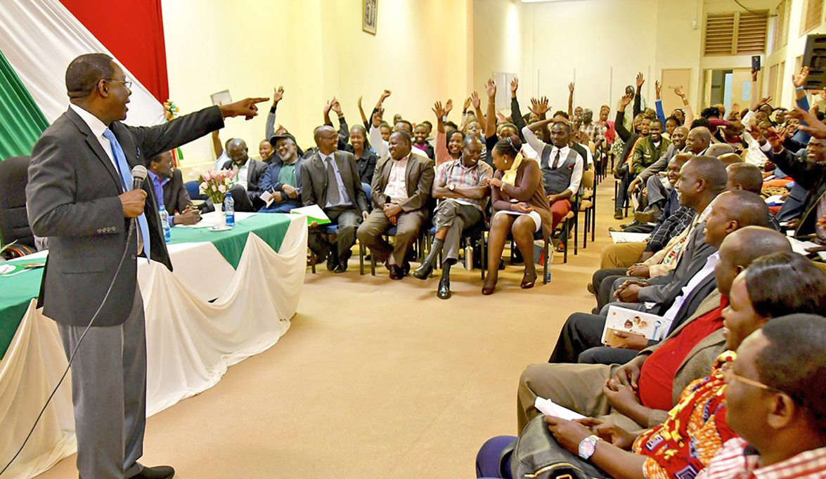 MTSU President Sidney A. McPhee speaks with students at Moi University in Kenya about study-abroad opportunities on the Murfreesboro campus. (MTSU photo by Andrew Oppmann)