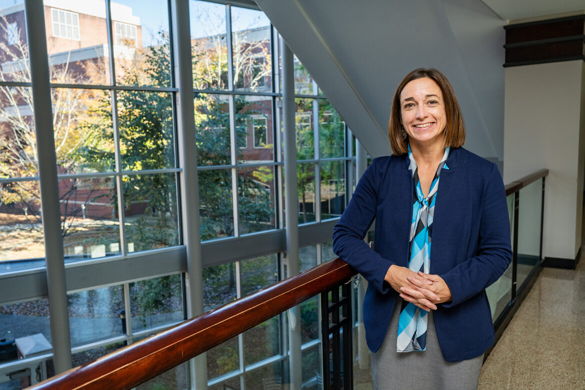 Andrea Kelton, Accounting faculty, teaching in Business and Aerospace Building (BAS). (Photo: Andy Heidt)