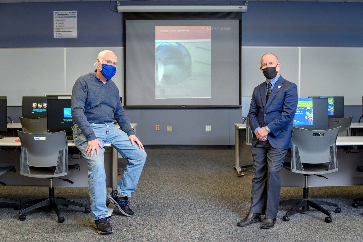 Business and Supply Chain Management faculty Kimball Bullington and Richard Tarpey Faculty Profile. (Photo: J. Intintoli)