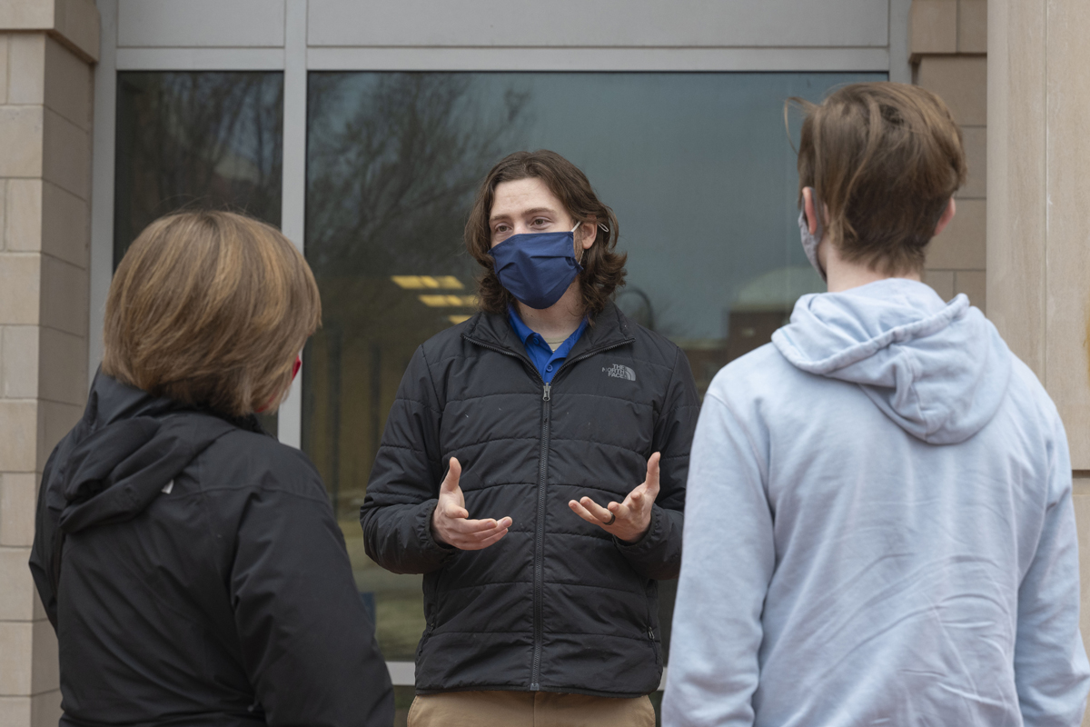 MTSU Engineering Technology electronic labs director Daniel Garrett, center, provides information and answers question about the mechatronics engineering program for a mother and her son during the College of Basic and Applied Sciences “CBAS Science Saturday,” held on campus Jan. 30. Nearly 30 prospective students and a guest met with nine of the college’s departments during two morning sessions. (MTSU photo by Cat Curtis Murphy)