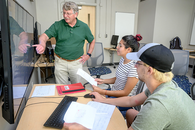 Middle Tennessee State University hosted undergraduate students from around the country who earned the National Science Foundation Research Experience for Undergraduates grant like Alex LaVerde, from the University of Alabama, and Jennifer Lopez, from Ginnell College, who worked on research with William Robertson, MTSU physics and astronomy professor, in the Wiser-Patten Science building on July 28, 2021. (MTSU photo by J. Intintoli)