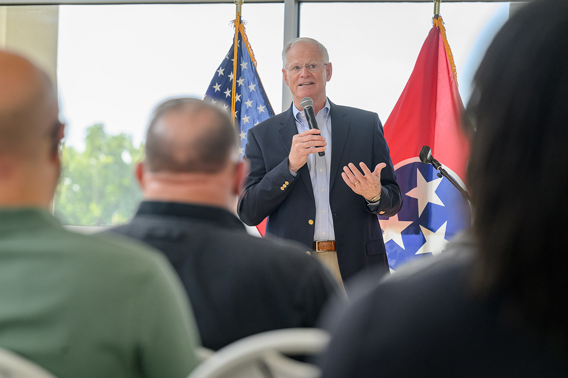 Retired U.S. Air Force pilot and commander Doug Kreulen, who is now president and CEO of Nashville International Airport, addresses 30 of his employees and others attending the veterans’ benefits fair hosted by the Middle Tennessee State University Charlie and Hazel Daniels Veterans and Military Family Center in mid-August in the Miller Education Center on Bell Street in Murfreesboro, Tenn. (MTSU photo by J. Intintoli)