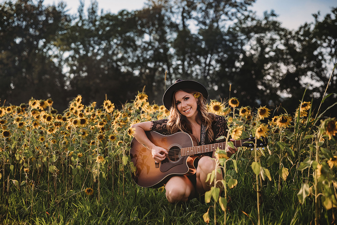 MTSU student Allie Sealey, a 31-year-old singer-songwriter from Franklin, Tenn., returned to MTSU after seven years out of the classroom thanks to the flexibility provided the University College’s Integrated Studies major. (Submitted photo by Stan Jones)