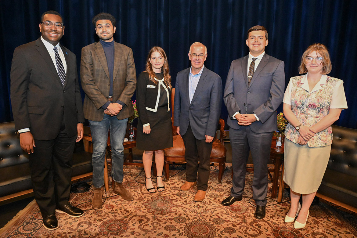 New York Times columnist and PBS contributor David Brooks, center, participated in a panel discussion on “We the People: The Place of the U.S. Constitution in Students’ Everyday Spaces,” with students from MTSU’s American Democracy Project, or ADP, on Tuesday, Sept. 17, as part of the Constitution Day observance at Middle Tennessee State University in Murfreesboro, Tenn. Pictured are, from left, Student Government Association President RJ Ware; Sneh Gandhi, SGA senator and vice president of the ADP; Victoria Grigsby, SGA senator; David Brooks; Jorge Avila, SGA senator and ADP member; and Hannah Lawrence, ADP member. (MTSU photo by James Cessna)