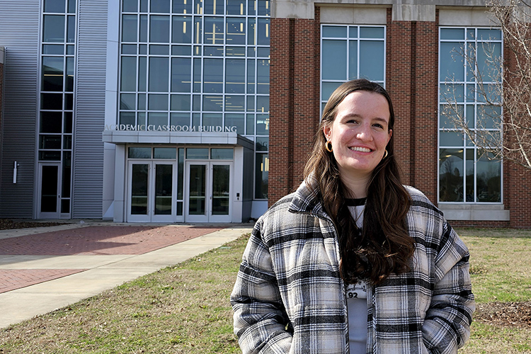 Middle Tennessee State University sophomore Hannah Ferreira, of Clarksville, Tenn., shown here outside the Academic Classroom Building on the MTSU campus in Murfreesboro, Tenn., has been named a recipient of the U.S. Department of State’s John S. McCain International Scholarship for Military Families, also known as the Gilman-McCain Scholarship, the second student at MTSU to receive the award. Ferreira, a psychology and political science double major with a pre-law concentration and a University Honors minor, will use the scholarship to study the history of psychology in Austria through an MTSU Signature Program over the summer. (MTSU photo by Robin E. Lee)