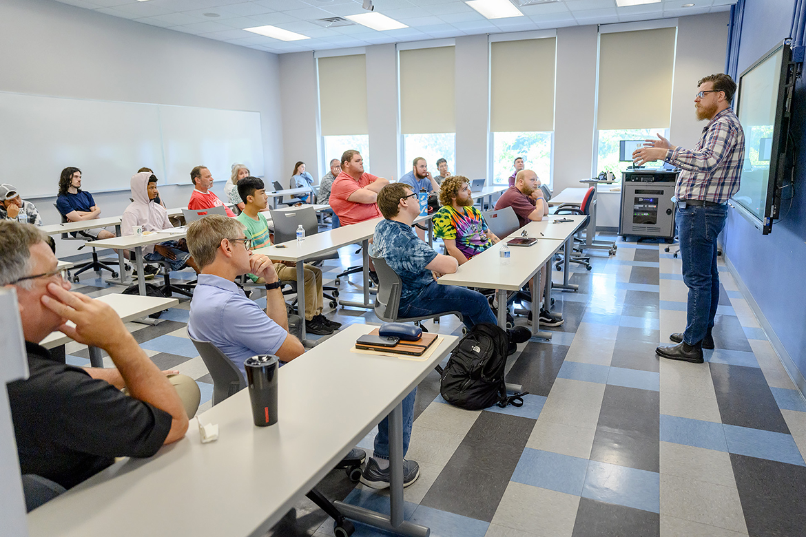 expert during a visit to the Middle Tennessee State University campus on Wednesday, June 28. McCurdy was in town networking with fans, friends and media during the NHL Entry Draft, held June 28-29 at Bridgestone Arena in Nashville, Tenn. (MTSU photo by J. Intintoli)