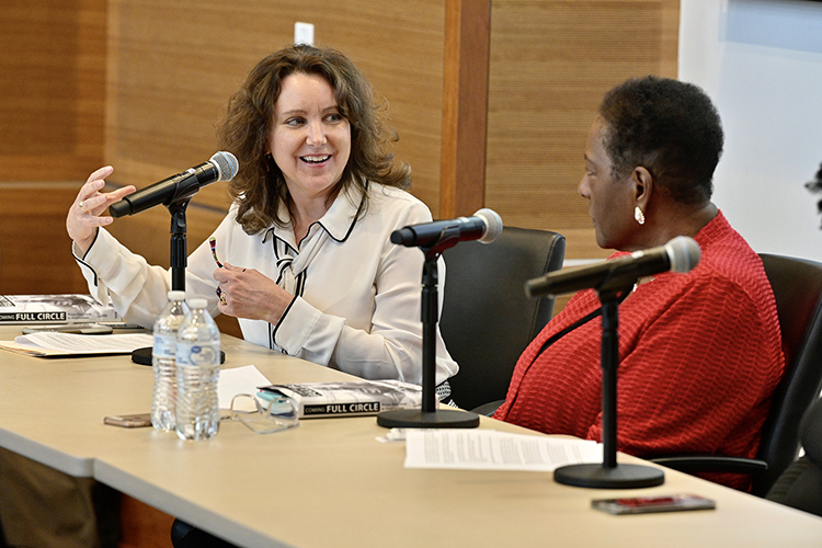 Deborah Fisher, director of MTSU’s the John Seigenthaler Chair of Excellence in First Amendment Studies, asks veteran journalist and author Wanda Lloyd a question during Lloyd’s Feb. 10 public talk in the Student Union Parliamentary Room surrounding her recently published memoir, “Coming Full Circle: From Jim Crow to Journalism.” At right is junior multimedia major Rhianna Cotton, who helped moderate the panel. (MTSU photo by Andy Heidt)