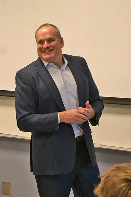 Retired FBI supervisory special agent Scott Augenbaum speaks to Middle Tennessee State University students during a monthly Association of Information Systems student chapter meeting on Tuesday, Feb 25, inside the Business and Aerospace Building on campus in Murfreesboro, Tenn. Augenbaum, whose talk was also livestreamed to 70 other student chapters, spoke about his career and offered advice to students pursuing degrees in cybersecurity management. (MTSU photo by Jordan Reining)