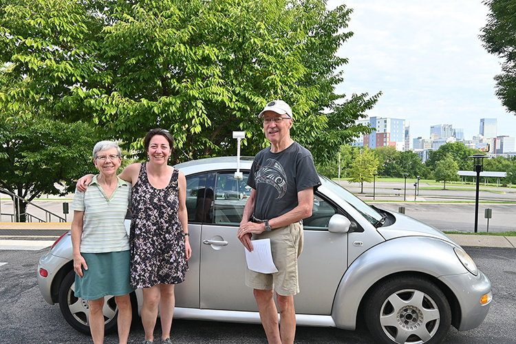 “Community scientist” volunteers arrive at the Adventure Science Center in Nashville, Tenn., on Aug. 14, 2022, after their drive around an assigned route in the city with a heat sensor attached to their car window. The effort is part of the National Oceanic and Atmospheric Administration’s Heat Mapping Campaign research project for Nashville to better understand which areas of the city are most exposed to heat and what mitigation methods will be needed in the future to reduce exposure to at-risk populations. The research is being conducted by the Nashville mayor’s office in partnership with Middle Tennessee State University. (MTSU photo by Stephanie Barrette)